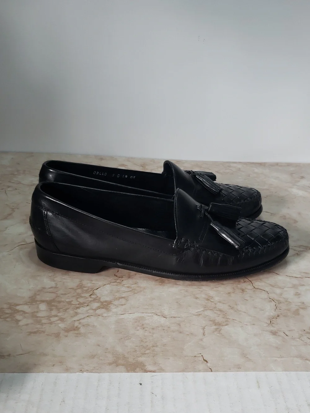Cole Haan Black Leather Tassel Loafers for Men 9D